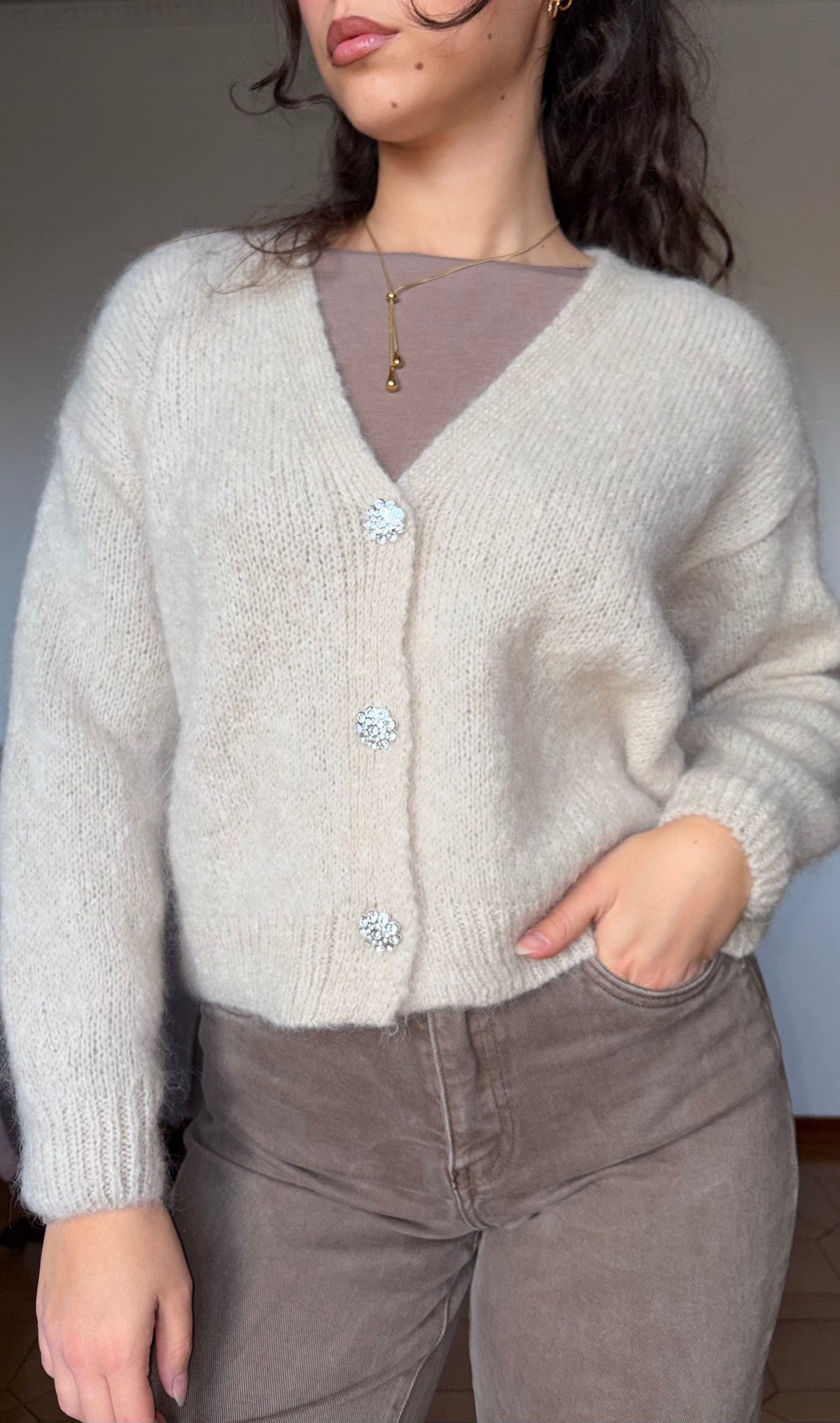 Cardigan tre bottoni gioiello