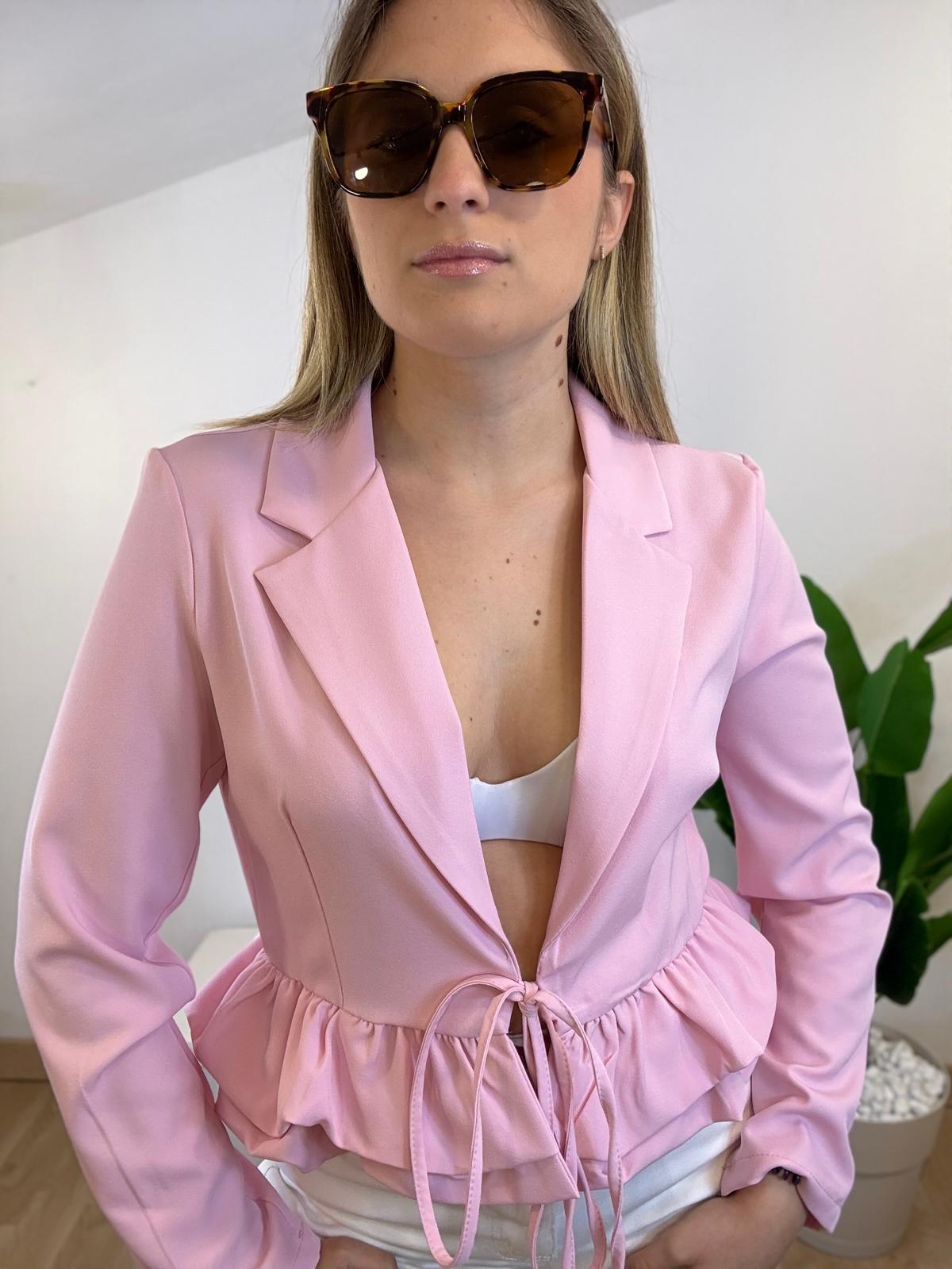 Blazer cropped con balza