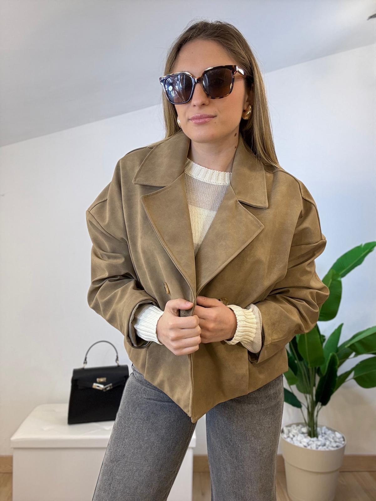 Bomber scamosciato con tasche