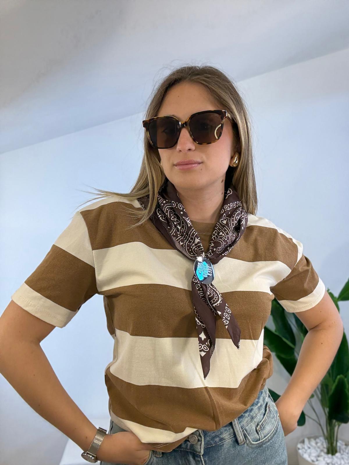 T-shirt a righe beige